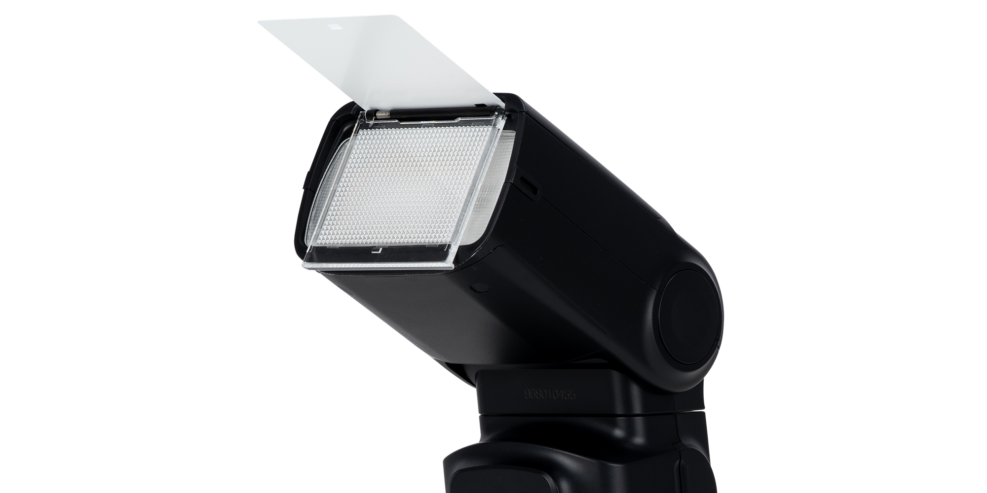 Regulowana głowica lampy błyskowej Yongnuo YN968EX-RT III do Canon z wyjętym odbłyśnikiem i dyfuzorem